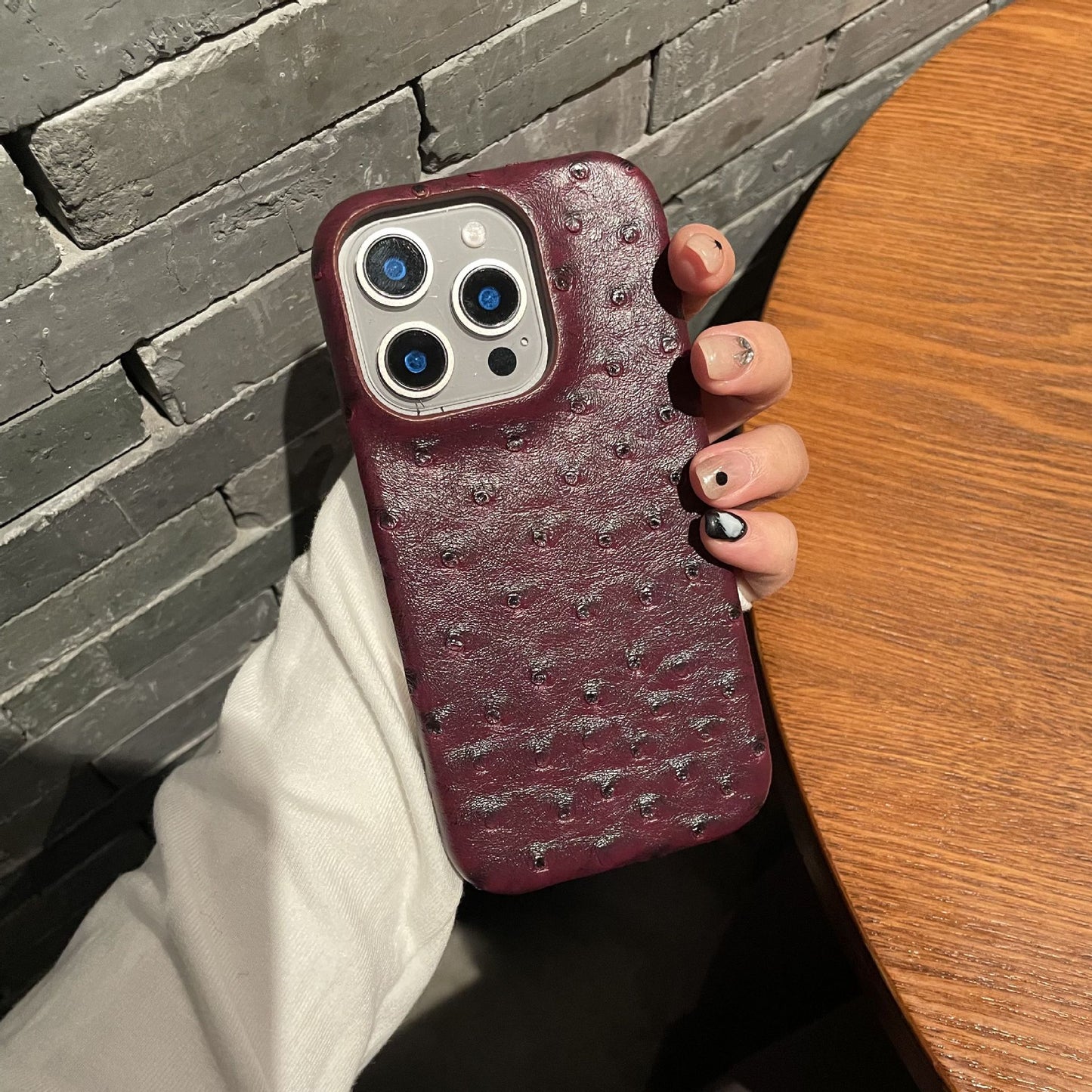 Ostrich pattern leather suitable for Apple 16promax phone case iPhone 15 half pack 14 hard 13 anti drop 12/11