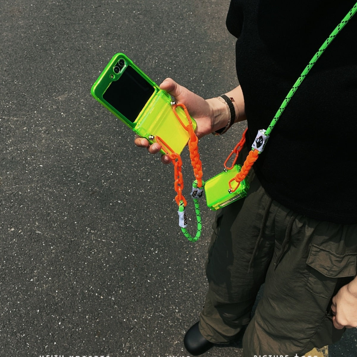 Suitable for Samsung Galaxy Z Flip5 phone case simple fluorescent green zflip4/3 folding screen protective cover