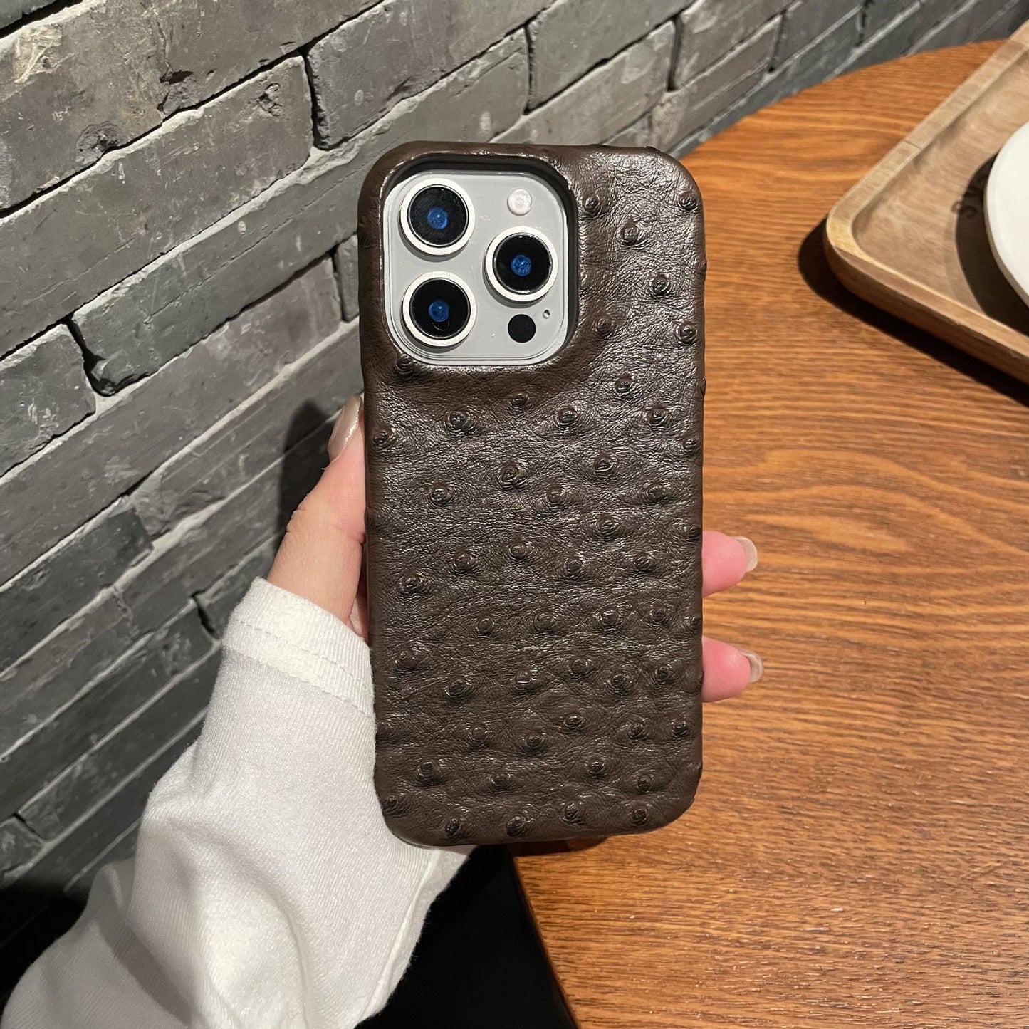 Ostrich pattern leather suitable for Apple 16promax phone case iPhone 15 half pack 14 hard 13 anti drop 12/11